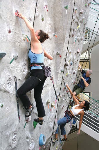 Gym «Lakeshore Sport & Fitness Illinois Center», reviews and photos, 211 N Stetson Ave, Chicago, IL 60601, USA