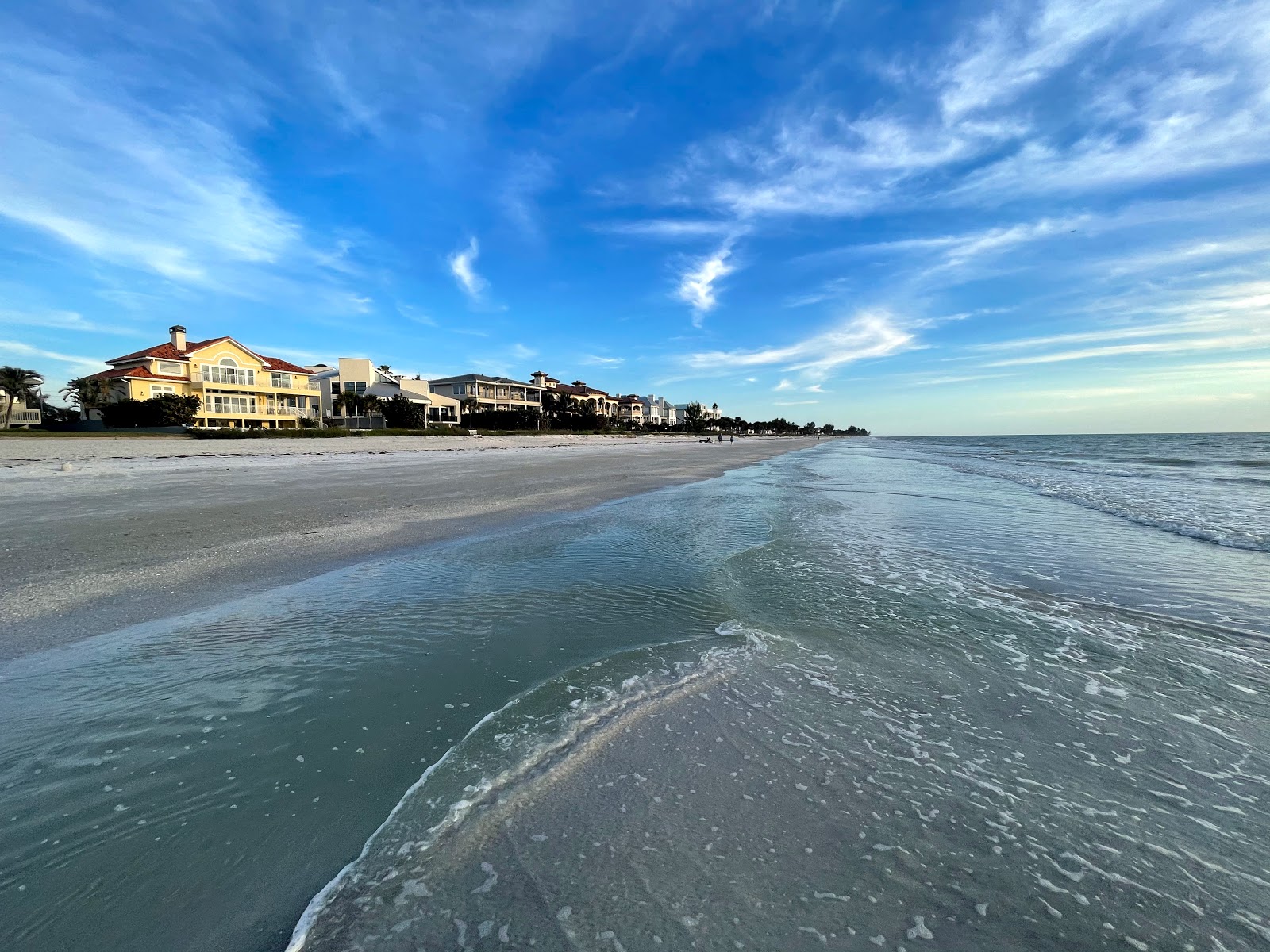 Photo de Belleair Beach avec un rivage droit