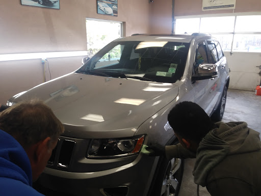 Car Wash «Hampton Auto Wash», reviews and photos, 296 W Montauk Hwy, Hampton Bays, NY 11946, USA