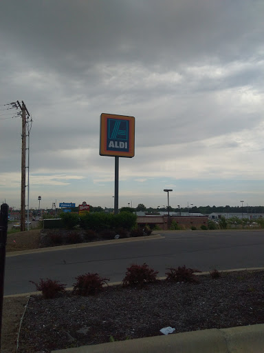 Supermarket «ALDI», reviews and photos, 2810 W Kingshighway, Paragould, AR 72450, USA