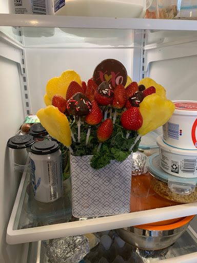 Gift Shop «Edible Arrangements», reviews and photos, 3571 S Tower Rd, Aurora, CO 80013, USA