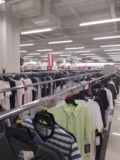 Clothing Store «Burlington Coat Factory», reviews and photos, 323 Old York Rd, Jenkintown, PA 19046, USA