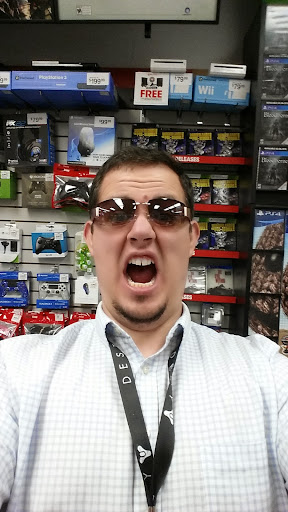 Video Game Store «GameStop», reviews and photos, 8256 Commonwealth Dr, Eden Prairie, MN 55344, USA