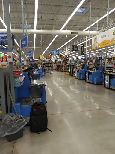 Department Store «Walmart Supercenter», reviews and photos, 2400 Veterans Memorial Pkwy, Orange City, FL 32763, USA