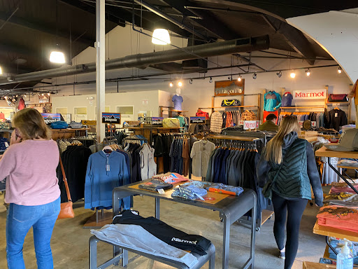 Clothing Store «Sonoma Outfitters», reviews and photos, 2412 Magowan Dr, Santa Rosa, CA 95405, USA