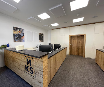 MKS Falkner Maschinen und Kochgeräte Service- und Handels- GmbH Gießenstraße 5, 6522 Prutz, Österreich