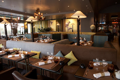 Le Garden Café à Courbevoie