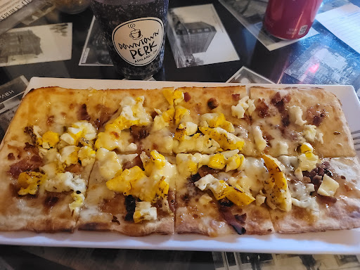 Dessert Shop «Downtown Perk & Desserts Oasis», reviews and photos, 145 W Main St, Ashland, OH 44805, USA