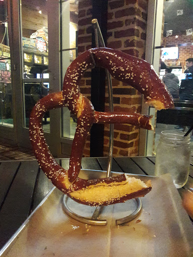 Shopping Mall «The Westover Gallery of Shops», reviews and photos, 1420 Westover Terrace, Greensboro, NC 27408, USA