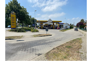 JET Tankstelle image