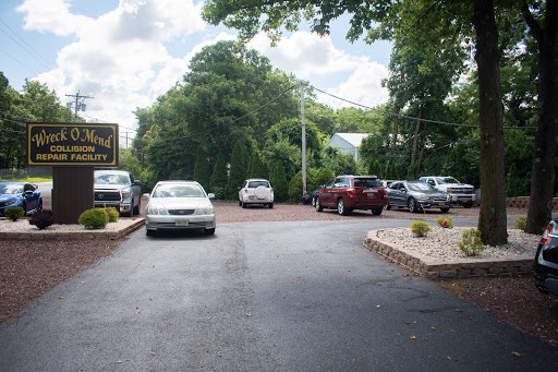 Auto Body Shop «Wreck O Mend Auto Body», reviews and photos, 1040 NJ-33, Freehold, NJ 07728, USA