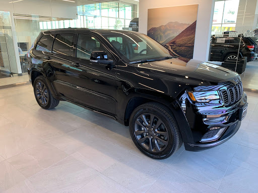 Car Dealer «Coon Rapids Chrysler Dodge Jeep Ram», reviews and photos, 10541 Woodcrest Dr NW, Coon Rapids, MN 55433, USA