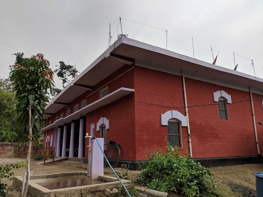Lal Banglow