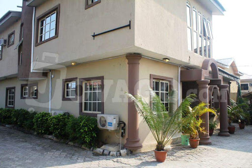 Hotel Cristabol Place, 23 Fubara Dublin Green St, Lekki Penninsula II, Lekki, Nigeria, Beach Resort, state Ogun