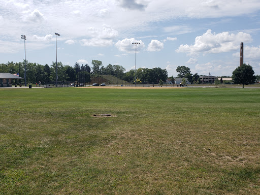 Recreation Center «Grayslake Community Park», reviews and photos, 240 Commerce Dr, Grayslake, IL 60030, USA