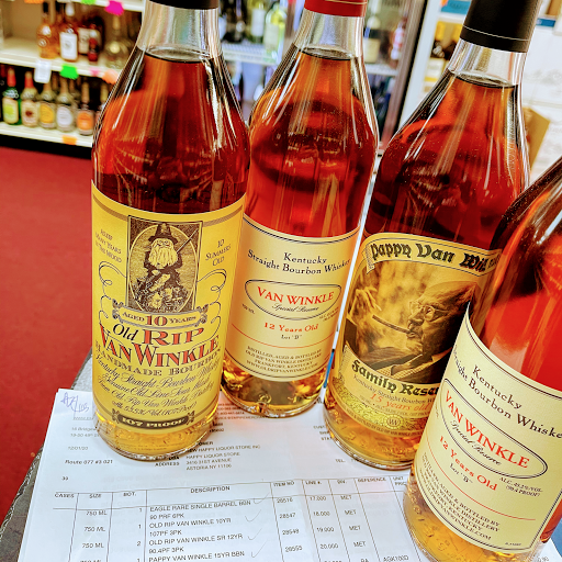 Liquor Store «Happy Liquor Store», reviews and photos, 34-16 31st Ave, Long Island City, NY 11106, USA