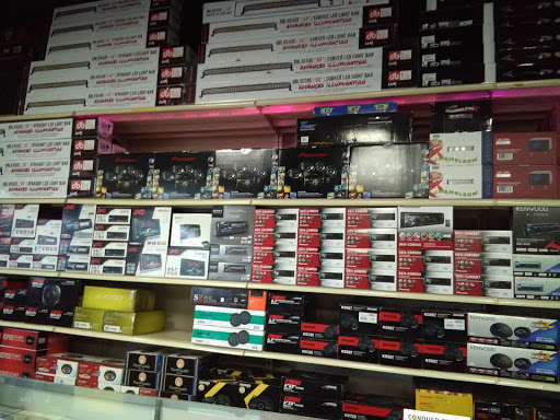 Electronics Repair Shop «Auto Electronic Specialists», reviews and photos, 2428 Nolensville Pike, Nashville, TN 37211, USA