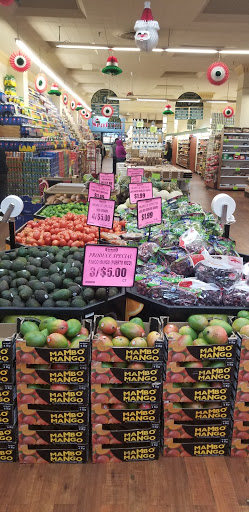 Supermarket «Supremo Food Market», reviews and photos, 249 E Front St, Plainfield, NJ 07060, USA