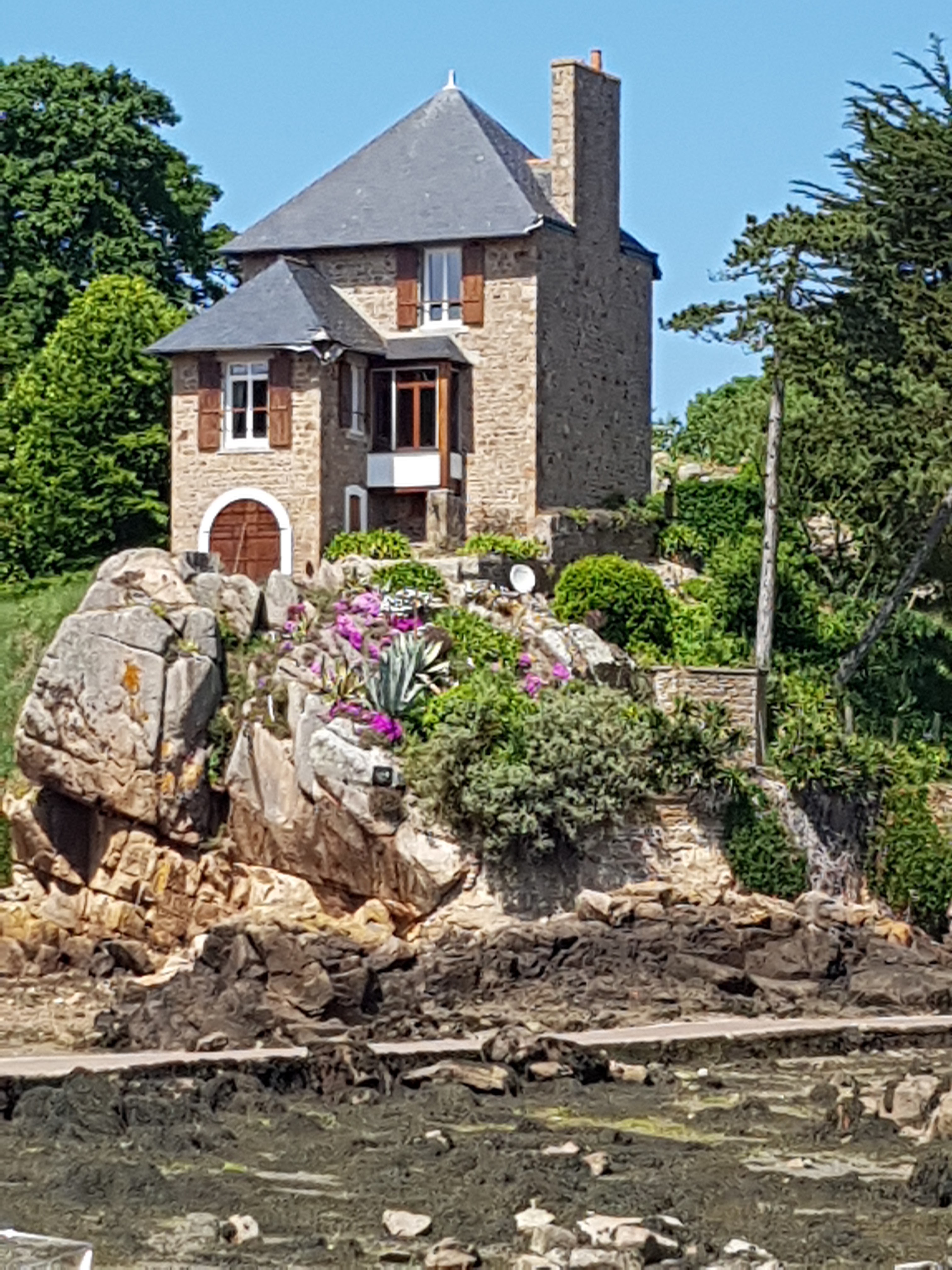 Photo n° 1 de l'avis de Michel.e fait le 06/06/2018 à 20:46