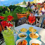 Photo n°2 de l'avis de Richard.m fait le 30/04/2023 à 13:02 sur le  Mó Mó Iseo à Iseo