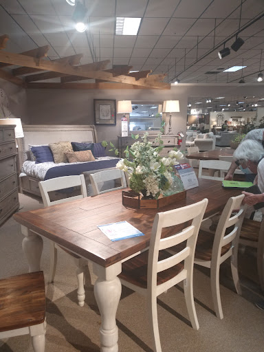 Furniture Store «Ashley HomeStore», reviews and photos, 1330 N Town E Blvd #300, Mesquite, TX 75150, USA