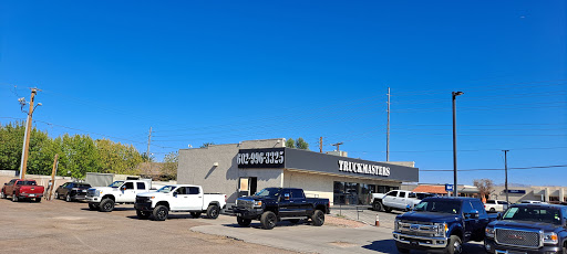 Truck Dealer «Truckmasters Truck & Car Sales», reviews and photos, 3152 E Bell Rd, Phoenix, AZ 85032, USA
