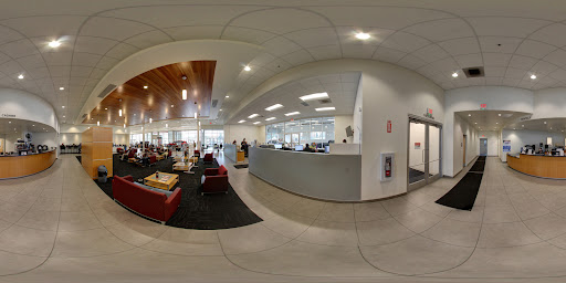 Toyota Dealer «Royal Moore Toyota», reviews and photos, 1415 SE River Rd, Hillsboro, OR 97123, USA