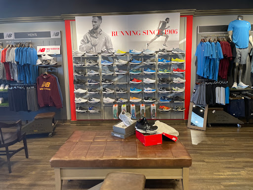 Shoe Store «New Balance Frisco», reviews and photos, 8300 Gaylord Pkwy #4, Frisco, TX 75034, USA