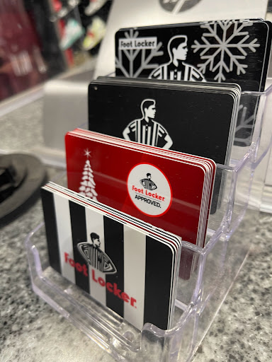 Shoe Store «Foot Locker», reviews and photos, 990 Gulfgate Center Mall, Houston, TX 77087, USA