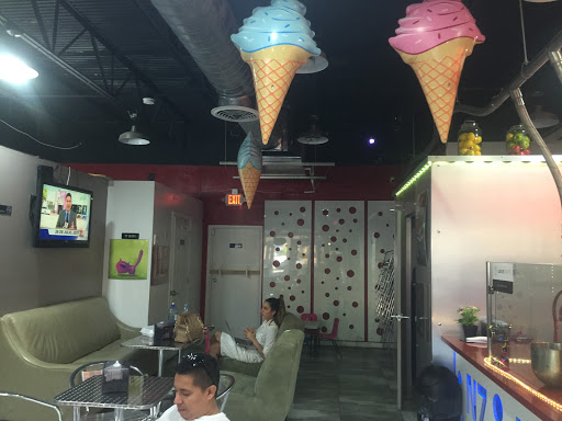 Ice Cream Shop «Instacream N7», reviews and photos, 8008 NW 103rd St, Hialeah Gardens, FL 33016, USA