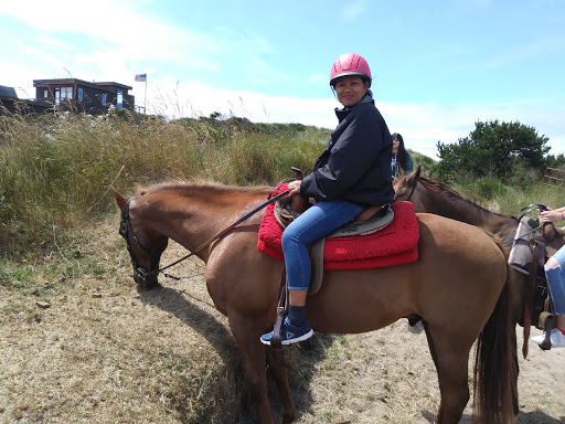 Horse Boarding Stable «Green Acres Beach & Trail Rides», reviews and photos, 5985 Pacific Ave, Cloverdale, OR 97112, USA