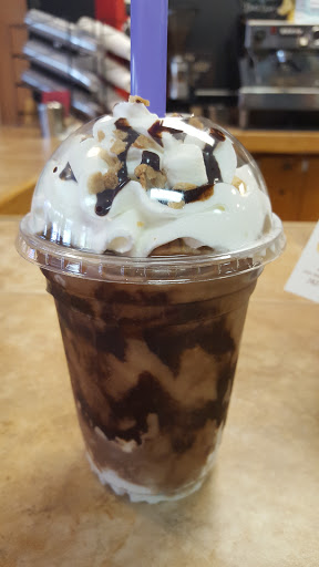 Espresso Bar «Friends on the Square», reviews and photos, 41 N Wisconsin St, Elkhorn, WI 53121, USA