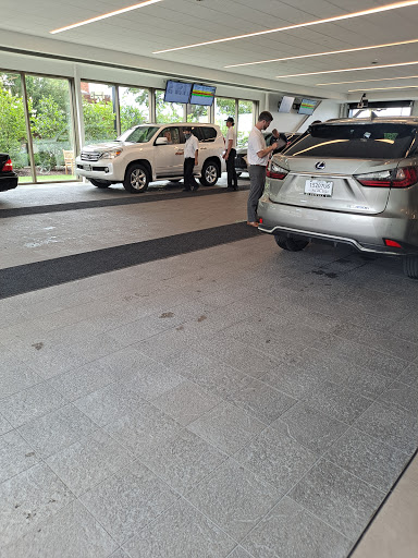 Lexus Dealer «Sewell Lexus of Dallas», reviews and photos, 6421 Lemmon Ave, Dallas, TX 75209, USA