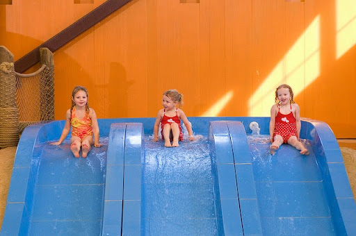 Water Park «Kahuna Laguna Indoor Water Park», reviews and photos, 2251 White Mountain Hwy, North Conway, NH 03860, USA