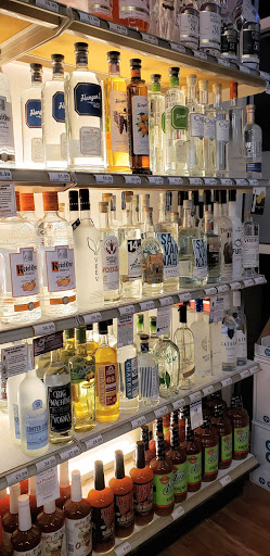 Liquor Store «Olde Crabapple Bottle Shop», reviews and photos, 12280 Houze Rd, Alpharetta, GA 30004, USA