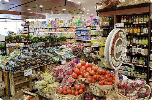 Supermarket «Associated Supermarket», reviews and photos, 333 Seneca Ave, Ridgewood, NY 11385, USA