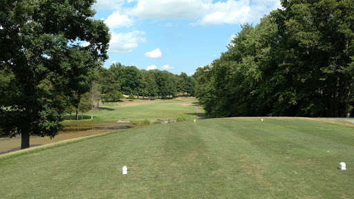 Golf Course «White Plains Golf Course», reviews and photos, 1015 St Charles Pkwy, White Plains, MD 20695, USA