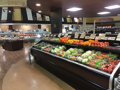 Grocery Store «Family Fresh Market», reviews and photos, 110 W 4th St, New Richmond, WI 54017, USA