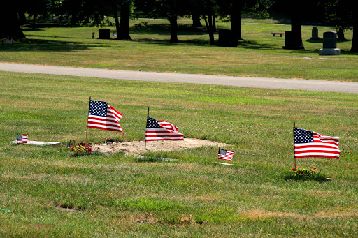 Memorial Park «Fairmount Willow Hills Memorial Park», reviews and photos, 9100 Archer Ave, Willow Springs, IL 60480, USA