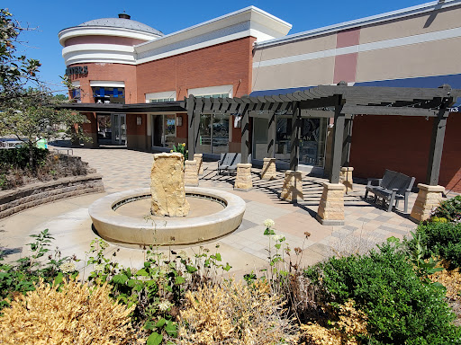 Shopping Mall «Woodbury Lakes», reviews and photos, 9020 Hudson Rd # 401, St Paul, MN 55125, USA