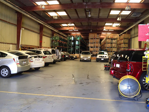 Auto Glass Shop «In & Out Auto Glass», reviews and photos, 221 Bayshore Blvd, San Francisco, CA 94124, USA