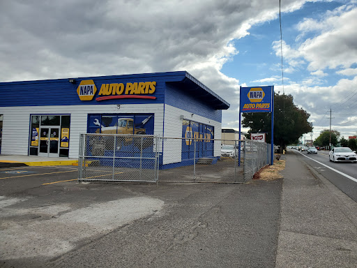 Auto Parts Store «NAPA Auto Parts - Springfield Auto Parts», reviews and photos, 2115 Olympic St, Springfield, OR 97477, USA