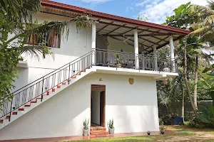 Thalmaha Guest House image