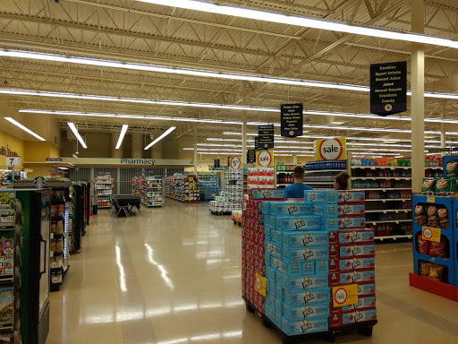 Grocery Store «Winn-Dixie», reviews and photos, 2458 Burnsed Blvd, Wildwood, FL 34785, USA