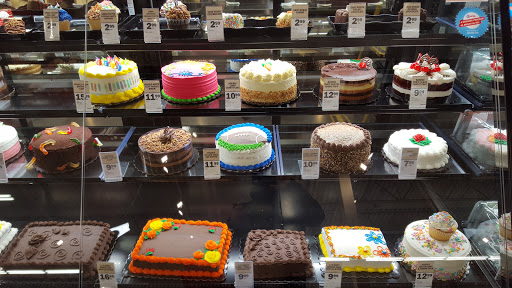 Grocery Store «Meijer», reviews and photos, 2180 S Main St, West Bend, WI 53095, USA