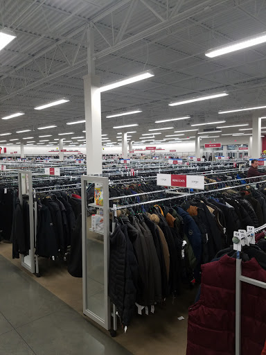 Clothing Store «Burlington Coat Factory», reviews and photos, 3475 Westdale Dr SW, Cedar Rapids, IA 52404, USA