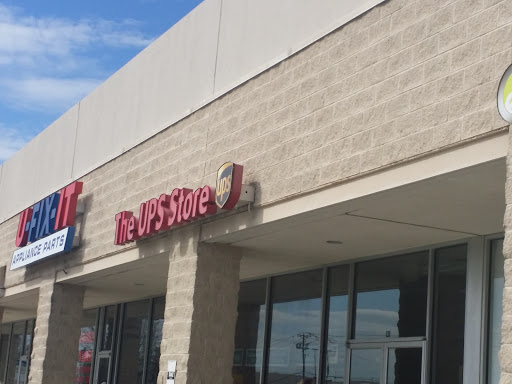 Shipping and Mailing Service «UPS Store Print and Mailbox Rental», reviews and photos, 4621 S Cooper St #131, Arlington, TX 76017, USA