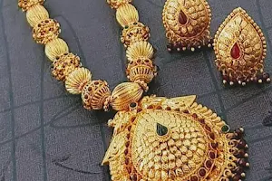 Prince fashion jewellery image