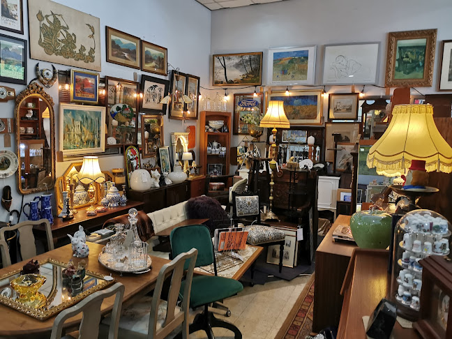 Comments and reviews of Liverpool Antique Centre