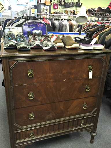 Thrift Store «Black Sheep Thrift Shop», reviews and photos, 323 Drum Point Rd, Brick, NJ 08723, USA
